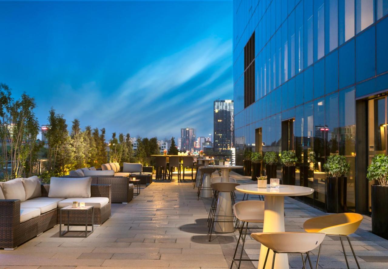 Centro Westside By Rotana Hotel Istanbul Exterior photo