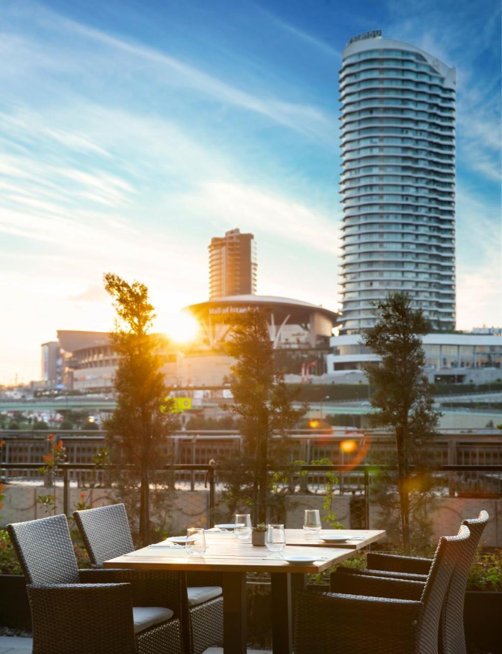 Centro Westside By Rotana Hotel Istanbul Exterior photo